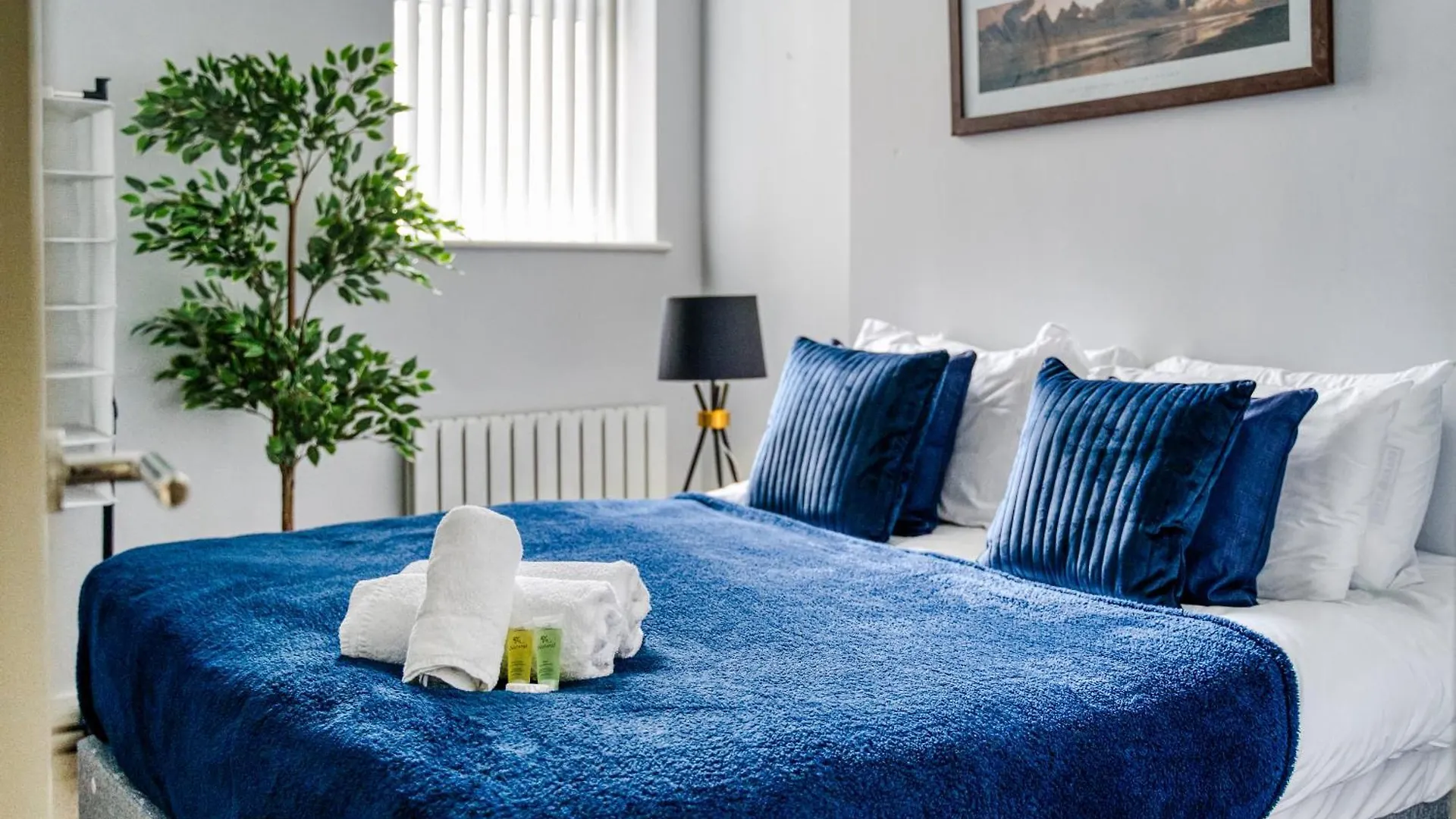 Spacious 1-Bedroom Near Hospital With Full Amenities And Netflix Cardiff 0*,