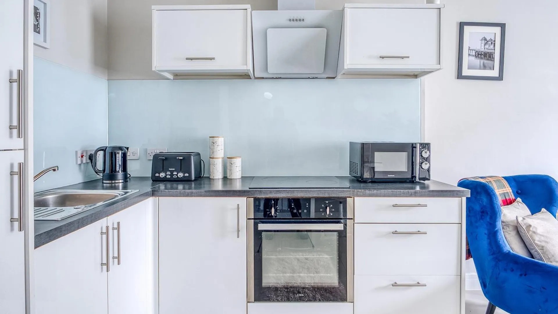 Apartment Spacious 1-Bedroom Near Hospital With Full Amenities And Netflix Cardiff